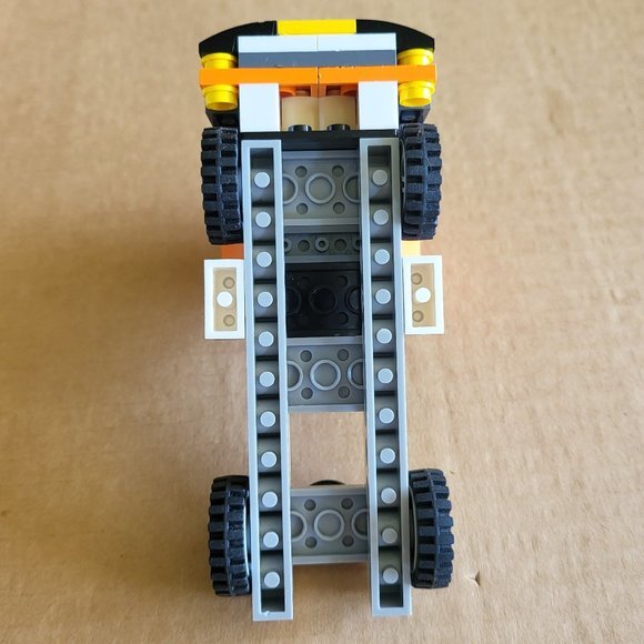 LEGO Creator 3-1 Sunset Speeder 100 Complete with Manual 31017 No Box - Picture 12 of 16